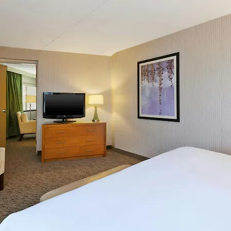 Hotel Auburn Hills-2